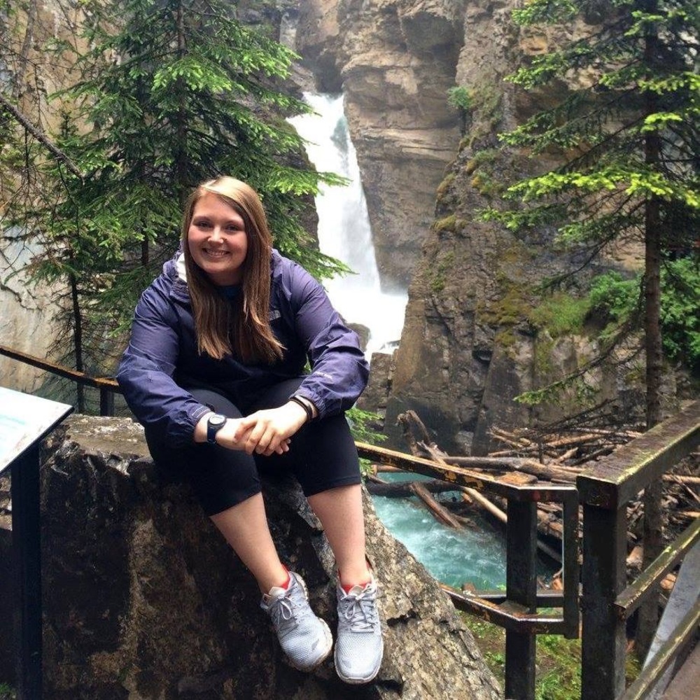 Meet your Posher, Caroline